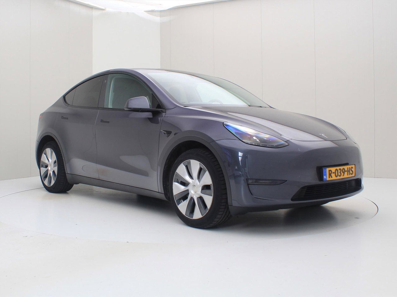 Tesla Model Y Long Range AWD 75kWh 351pk 92,7% SoH [ AMD RYZEN+AUTOPILOT+19 INCH+PREMIUM AUDIO ] 4