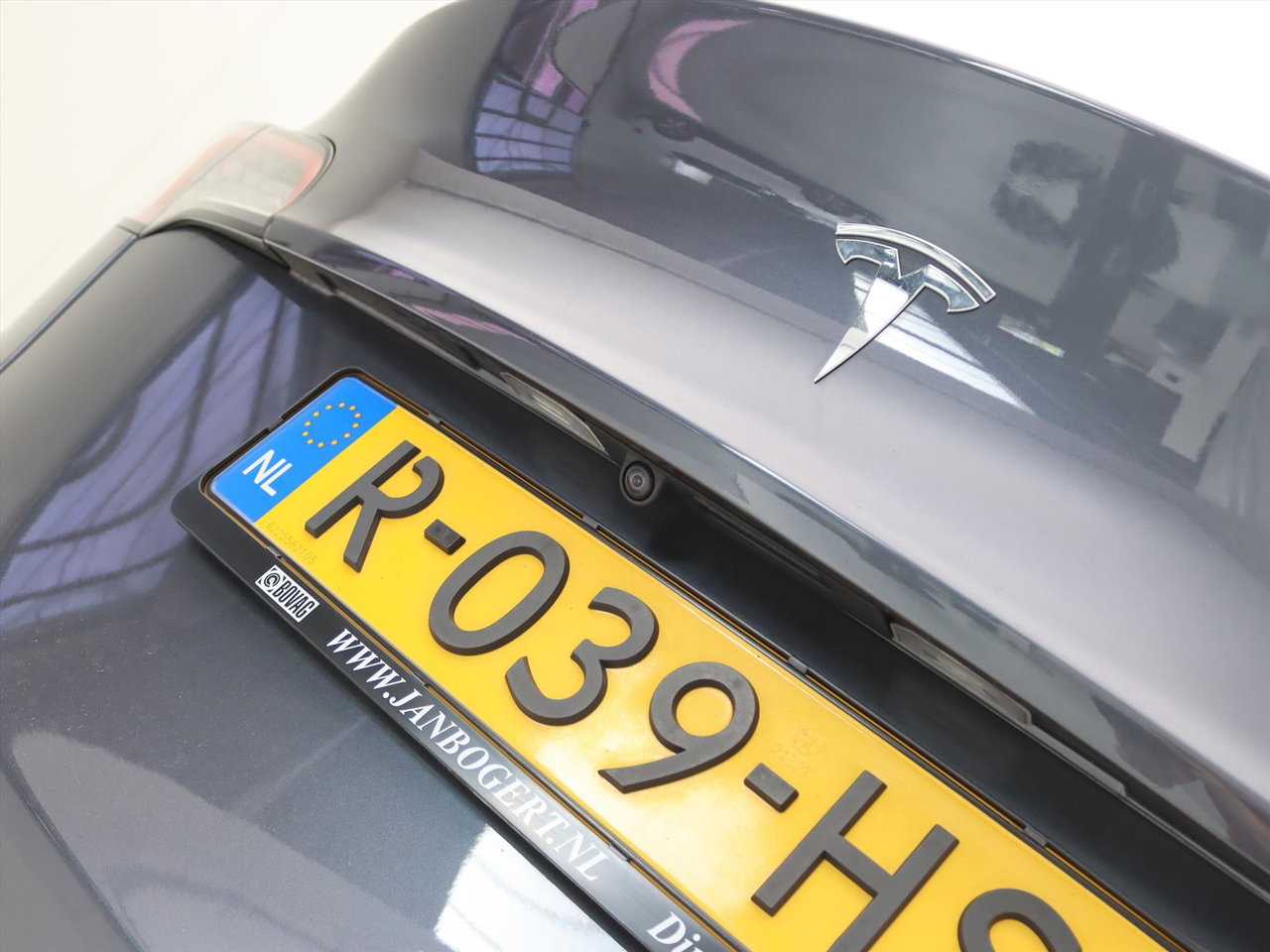Tesla Model Y Long Range AWD 75kWh 351pk 92,7% SoH [ AMD RYZEN+AUTOPILOT+19 INCH+PREMIUM AUDIO ] 8