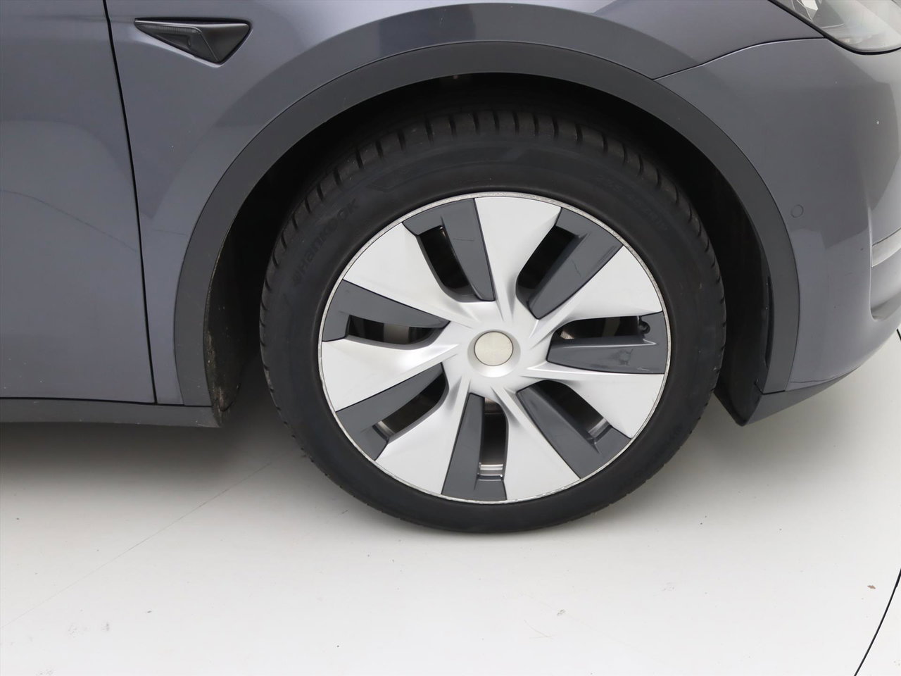 Tesla Model Y Long Range AWD 75kWh 351pk 92,7% SoH [ AMD RYZEN+AUTOPILOT+19 INCH+PREMIUM AUDIO ] 12