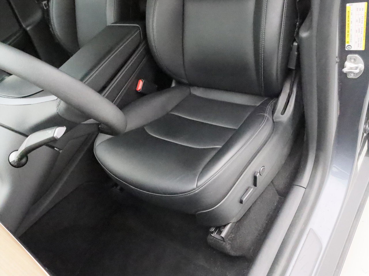 Tesla Model Y Long Range AWD 75kWh 351pk 92,7% SoH [ AMD RYZEN+AUTOPILOT+19 INCH+PREMIUM AUDIO ] 24