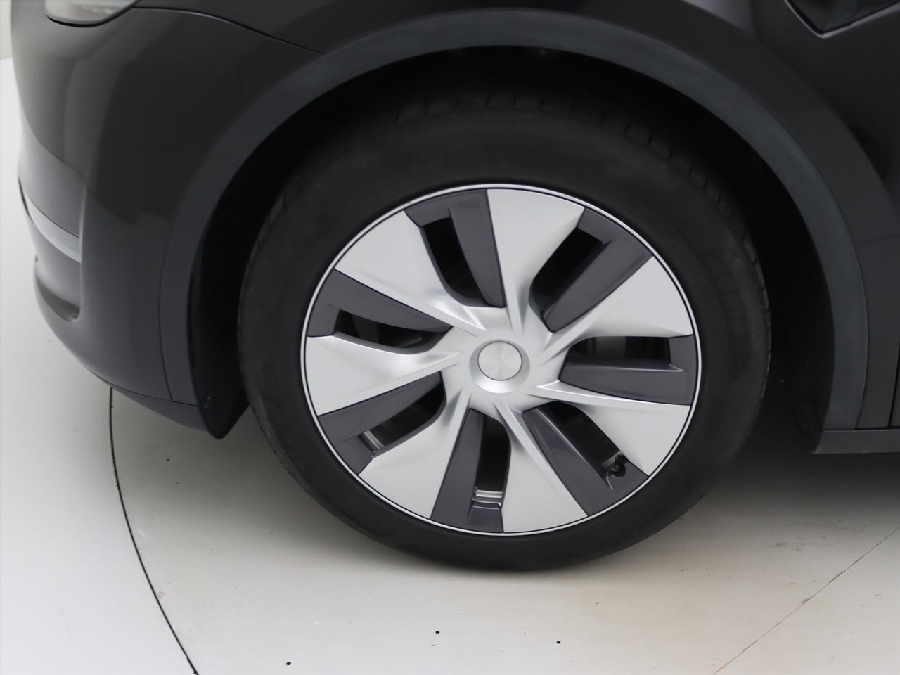 Tesla Model Y Long Range AWD 75kWh 351pk 96% SoH [ AMD RYZEN+AUTOPILOT+19 INCH+PREMIUM AUDIO ] 21