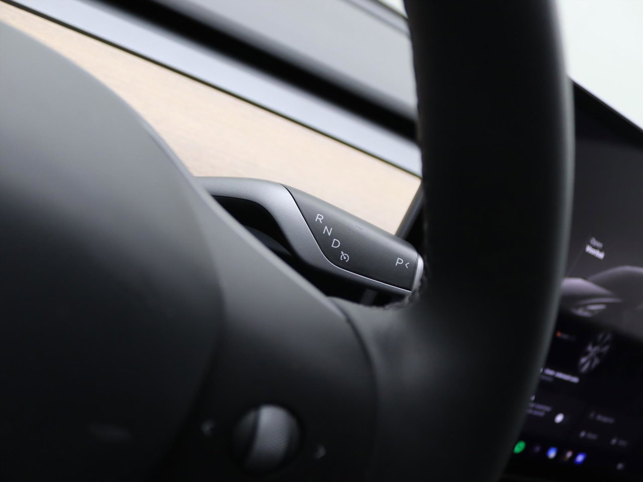 Tesla Model Y Long Range AWD 75kWh 351pk 96% SoH [ AMD RYZEN+AUTOPILOT+19 INCH+PREMIUM AUDIO ] 26
