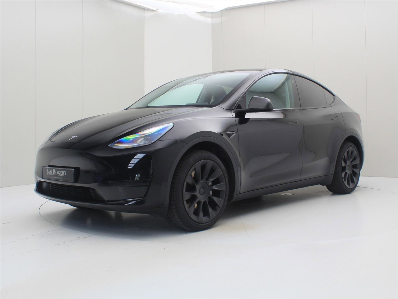 Tesla Model Y Standard RWD Plus 94% SoH [ AMD RYZEN+AUTOPILOT+20 INCH+PREMIUM AUDIO ] 3