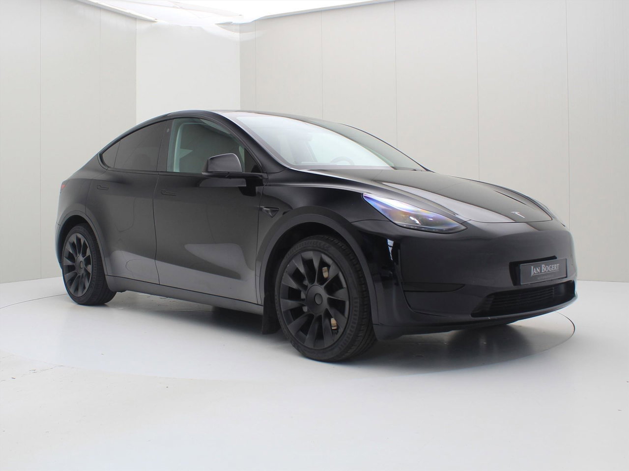 Tesla Model Y Standard RWD Plus 94% SoH [ AMD RYZEN+AUTOPILOT+20 INCH+PREMIUM AUDIO ] 6