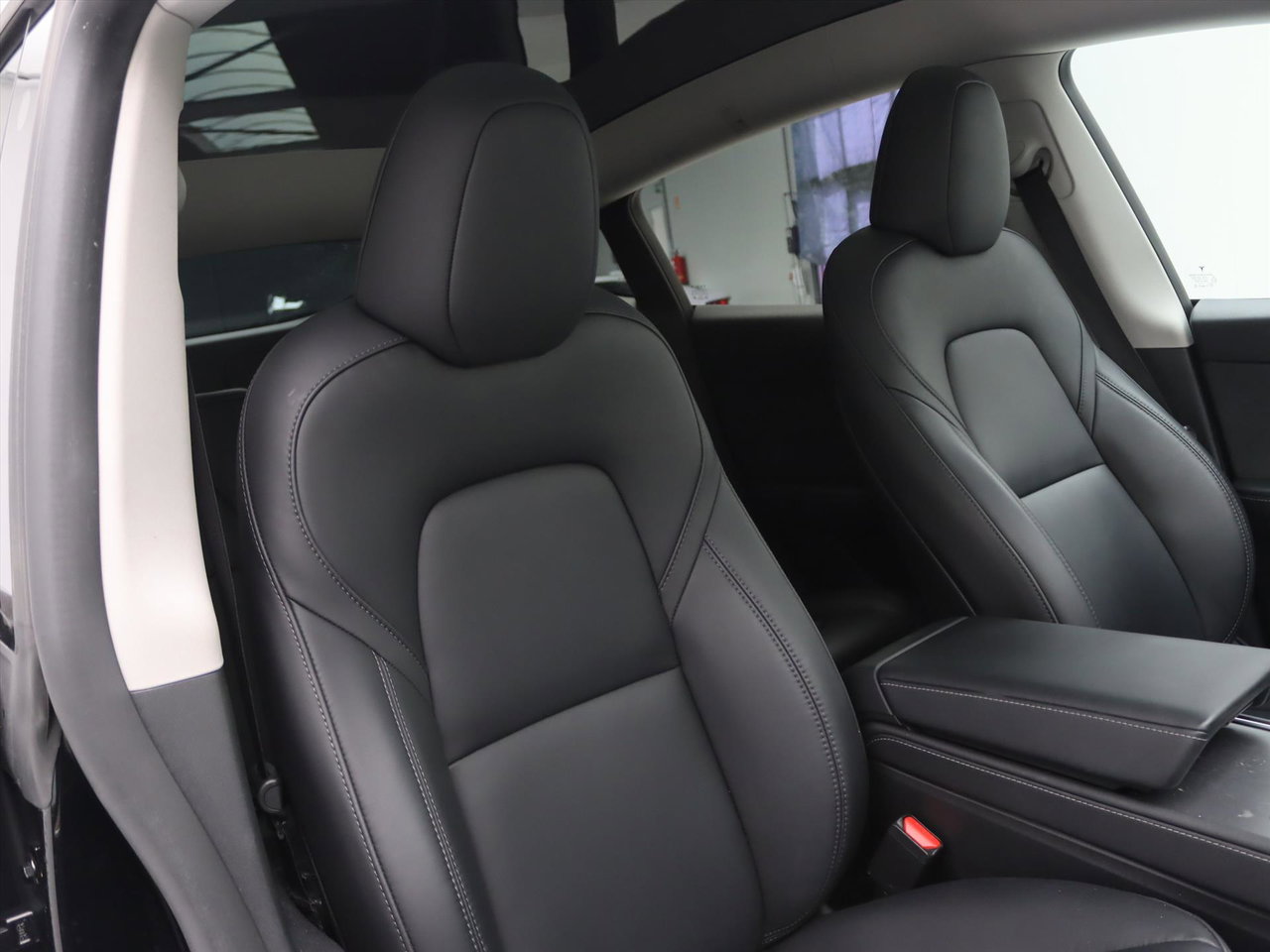 Tesla Model Y Standard RWD Plus 94% SoH [ AMD RYZEN+AUTOPILOT+20 INCH+PREMIUM AUDIO ] 20