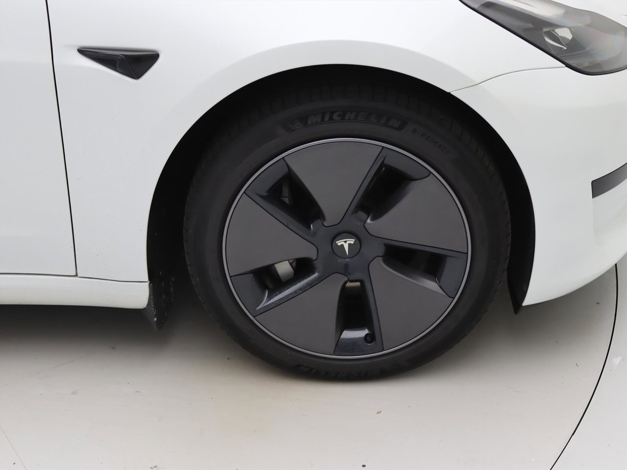 Tesla Model 3 Standard RWD Plus UPGRADE 94,1% SoH [ LFP-ACCU+WARMTEPOMP+AUTOPILOT+60 kWh ] 13