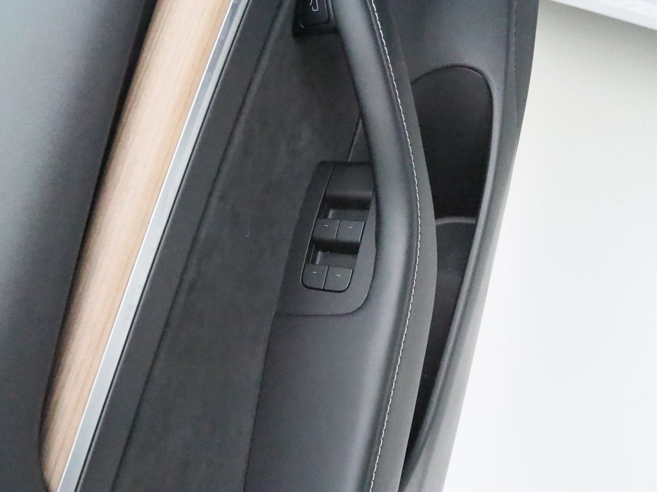 Tesla Model 3 Standard RWD Plus UPGRADE 94,1% SoH [ LFP-ACCU+WARMTEPOMP+AUTOPILOT+60 kWh ] 24