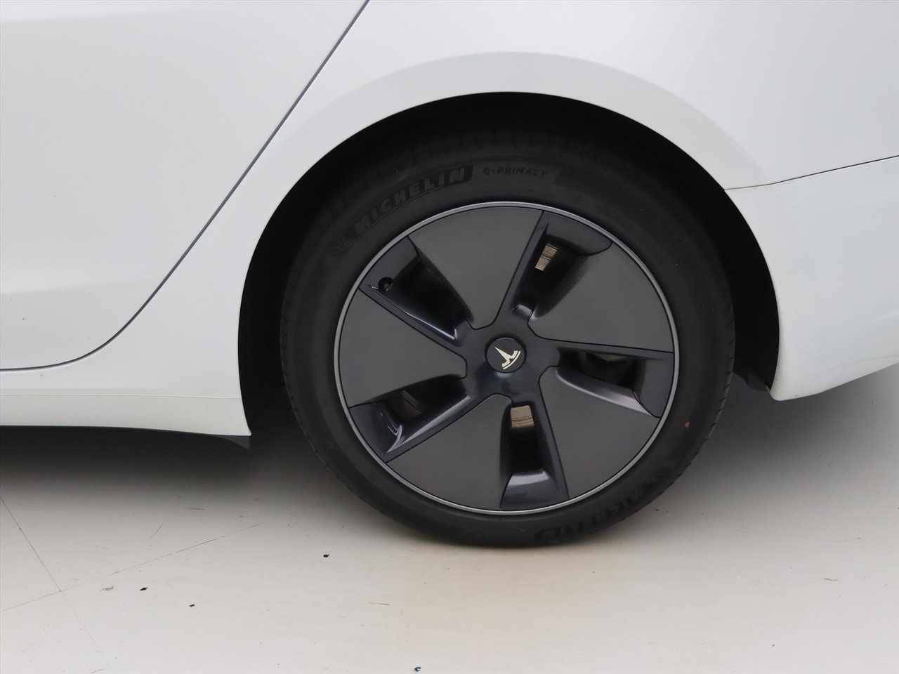Tesla Model 3 Standard RWD Plus UPGRADE 94,1% SoH [ LFP-ACCU+WARMTEPOMP+AUTOPILOT+60 kWh ] 23