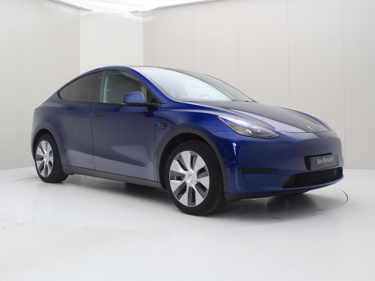 Tesla Model Y Standard RWD Plus 95.5% SoH [ AMD RYZEN+AUTOPILOT+19 INCH+PREMIUM AUDIO ] 4