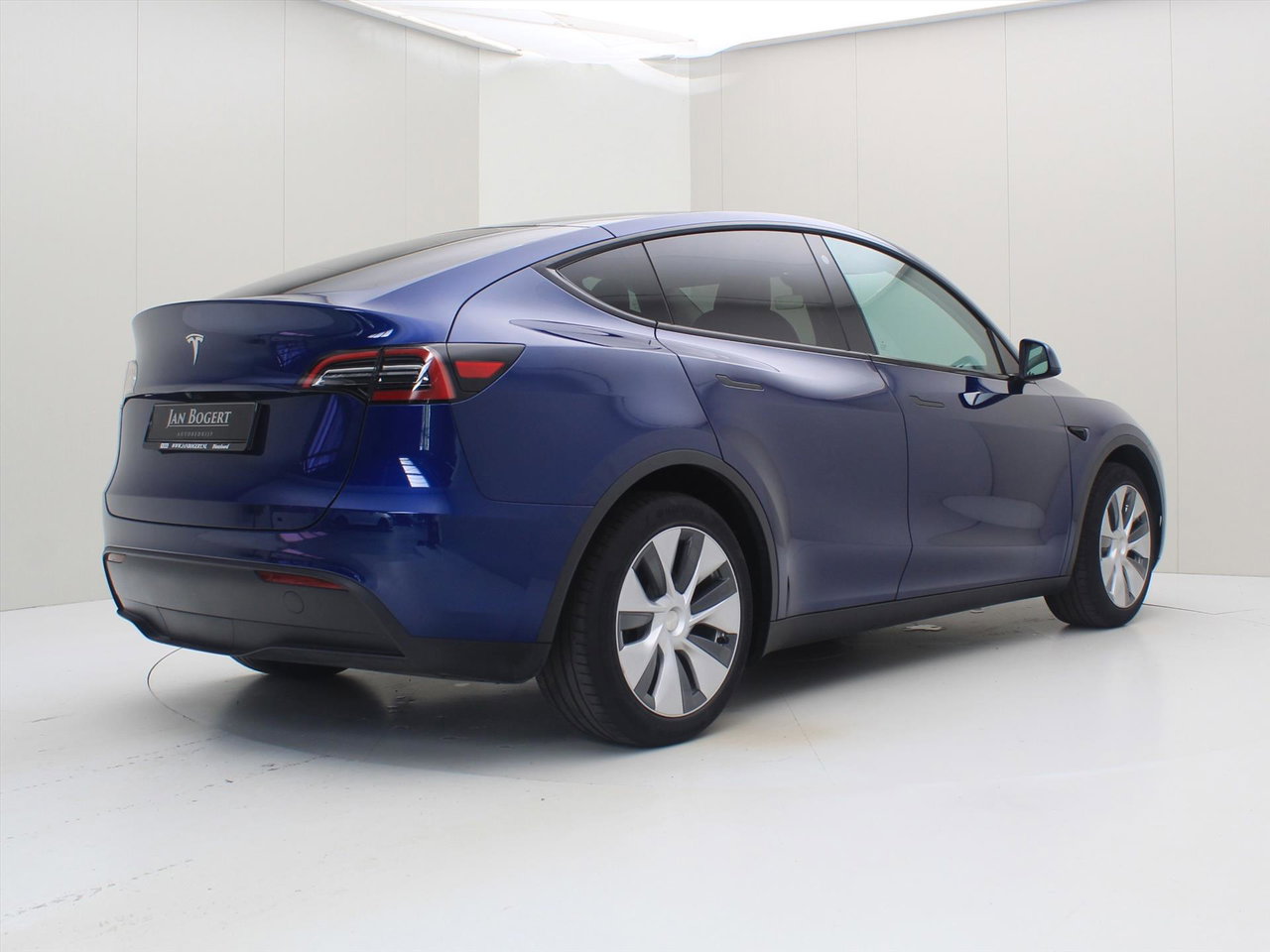 Tesla Model Y Standard RWD Plus 95.5% SoH [ AMD RYZEN+AUTOPILOT+19 INCH+PREMIUM AUDIO ] 2