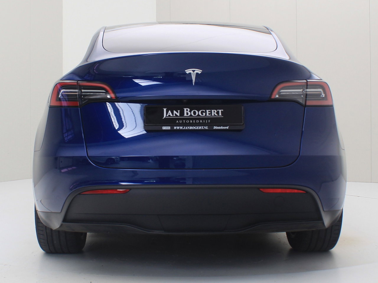 Tesla Model Y Standard RWD Plus 95.5% SoH [ AMD RYZEN+AUTOPILOT+19 INCH+PREMIUM AUDIO ] 6