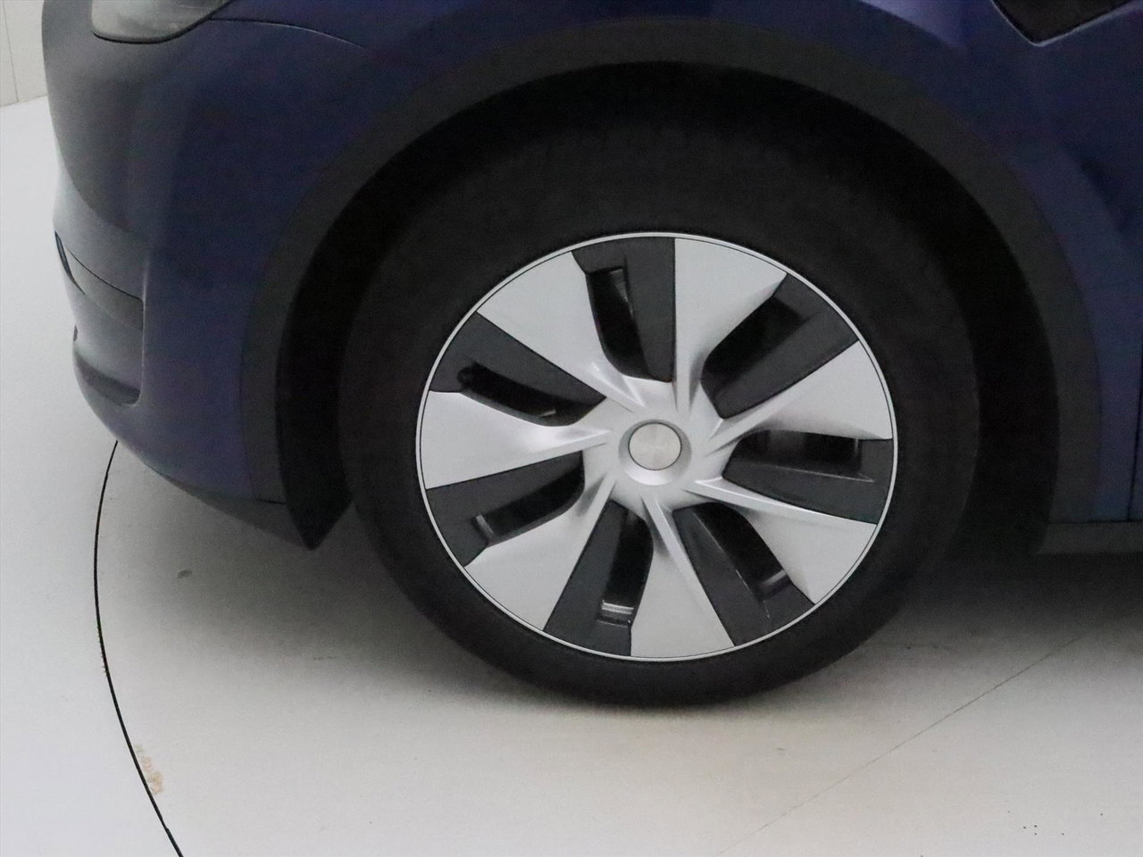 Tesla Model Y Standard RWD Plus 95.5% SoH [ AMD RYZEN+AUTOPILOT+19 INCH+PREMIUM AUDIO ] 14