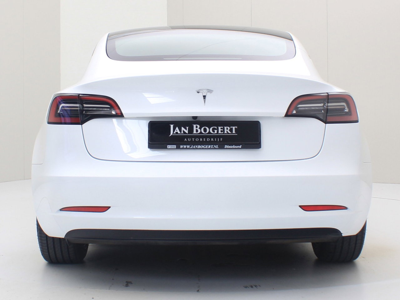 Tesla Model 3 Standard RWD Plus UPGRADE 94.8% SoH [ LFP-ACCU+WARMTEPOMP+AUTOPILOT+60 kWh ] 6