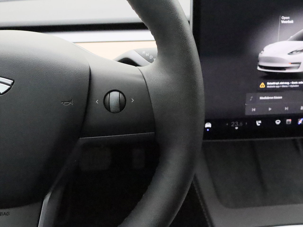 Tesla Model 3 Standard RWD Plus UPGRADE 94.8% SoH [ LFP-ACCU+WARMTEPOMP+AUTOPILOT+60 kWh ] 23
