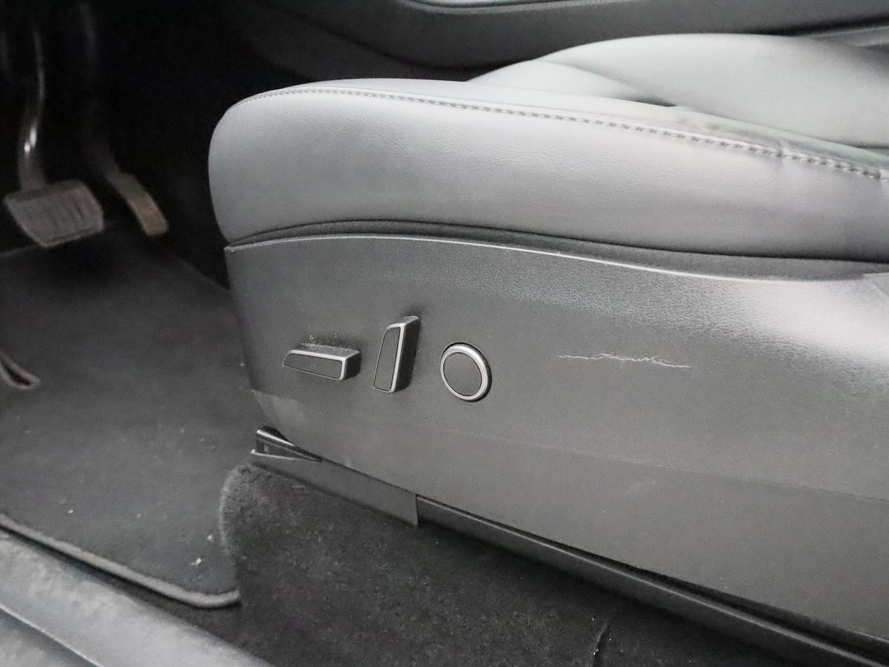 Tesla Model Y Standard RWD Plus 94.2% SoH [ AMD RYZEN+AUTOPILOT+19 INCH+PREMIUM AUDIO ] 20
