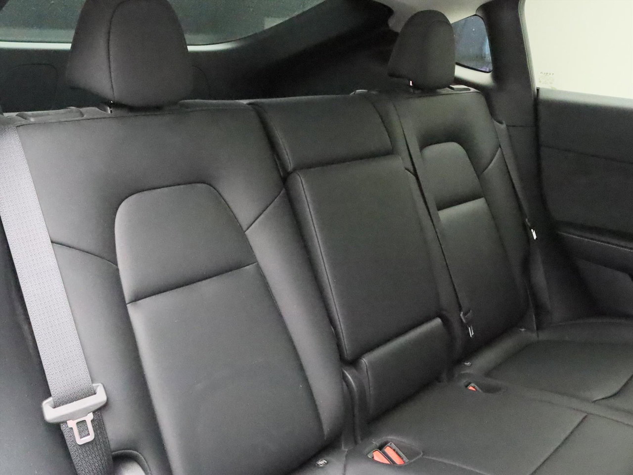 Tesla Model Y Standard RWD Plus 94.2% SoH [ AMD RYZEN+AUTOPILOT+19 INCH+PREMIUM AUDIO ] 16