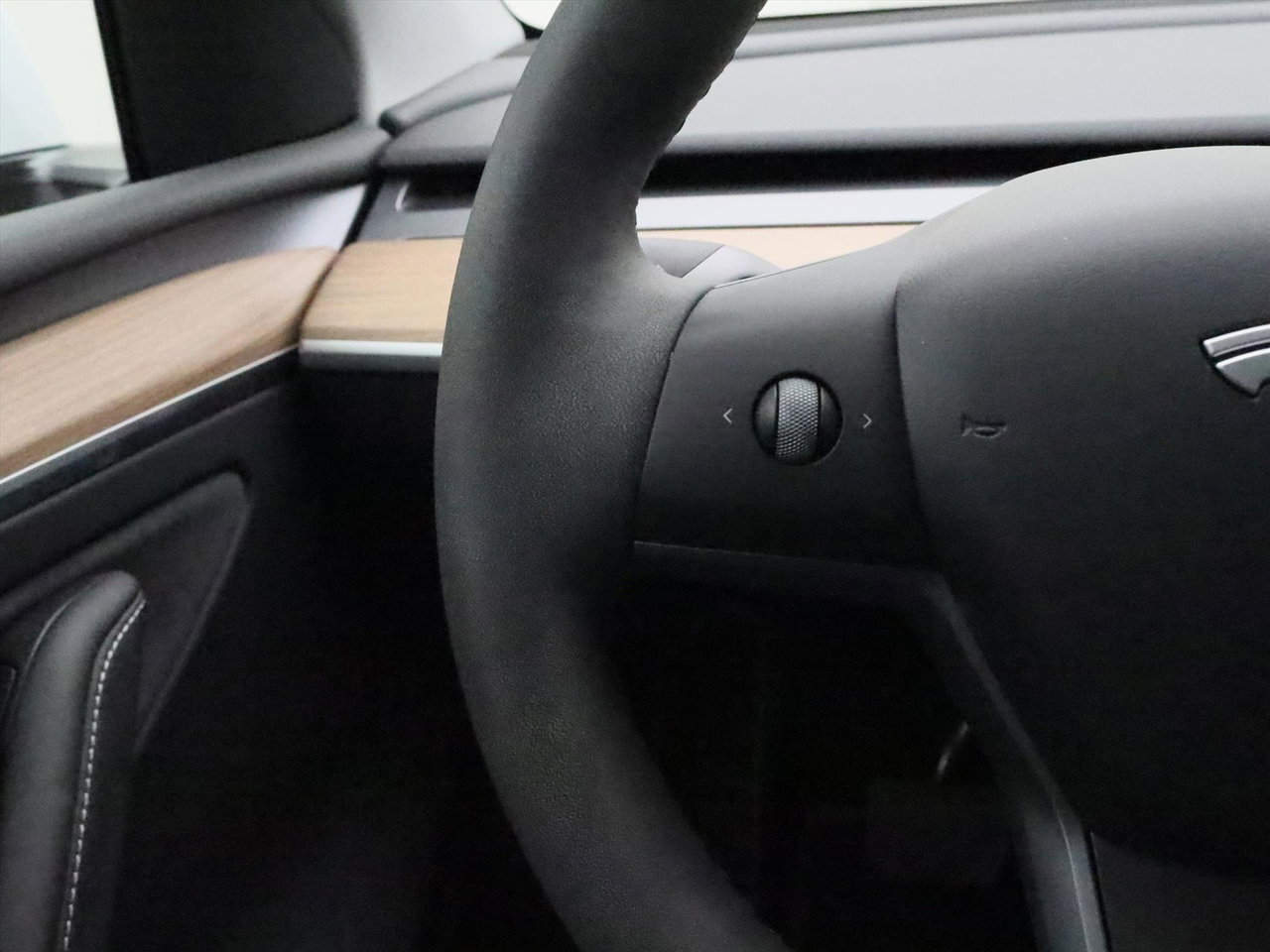 Tesla Model Y Long Range AWD 75kWh 351pk 95.2% SoH [ TREKHAAK+AMD RYZEN+AUTOPILOT+19 INCH+PREMIUM AUDIO ] 22