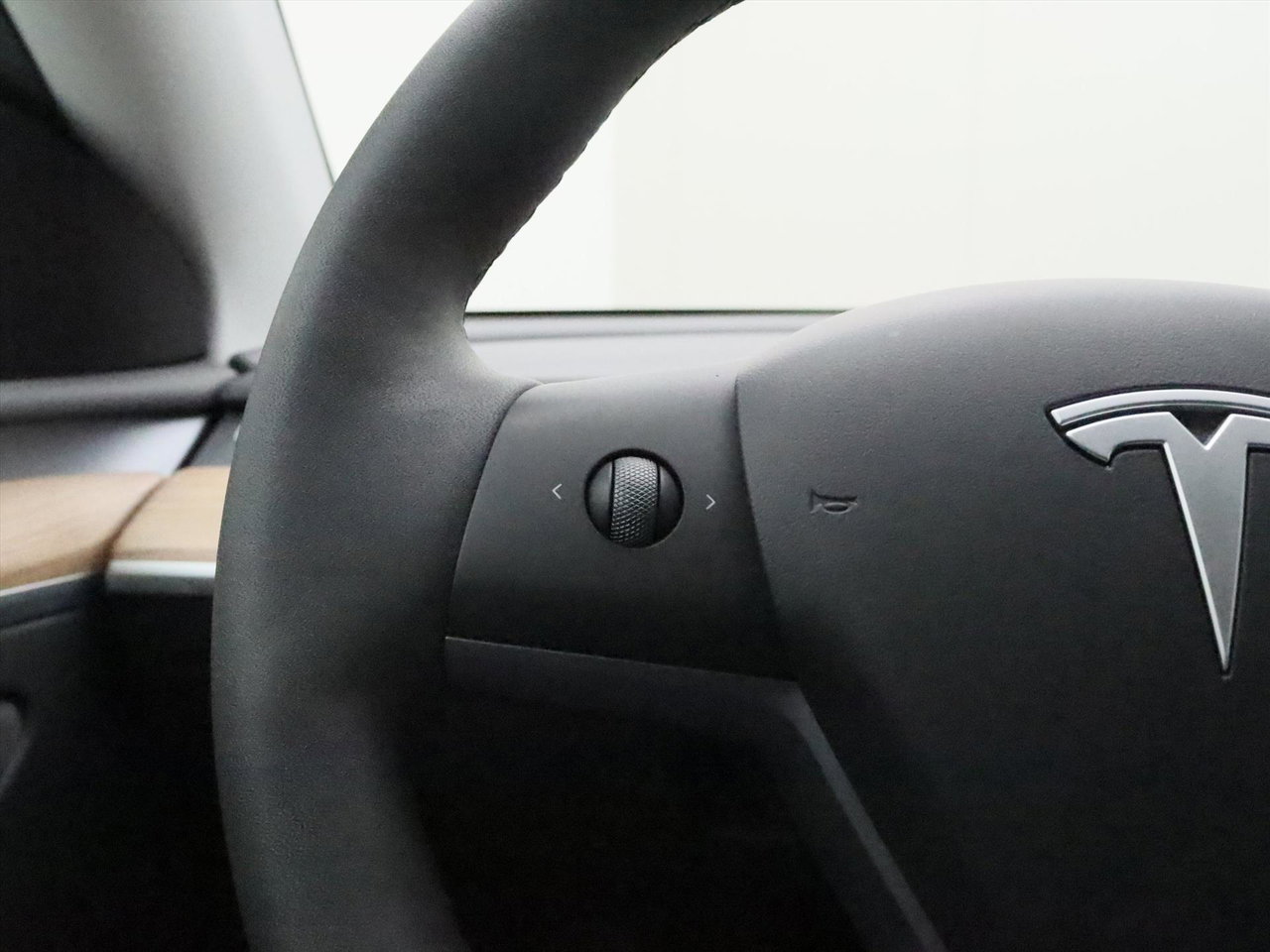 Tesla Model Y Long Range AWD 75kWh 351pk 94.4% SoH [ TREKHAAK+AMD RYZEN+AUTOPILOT+19 INCH+PREMIUM AUDIO ] 22