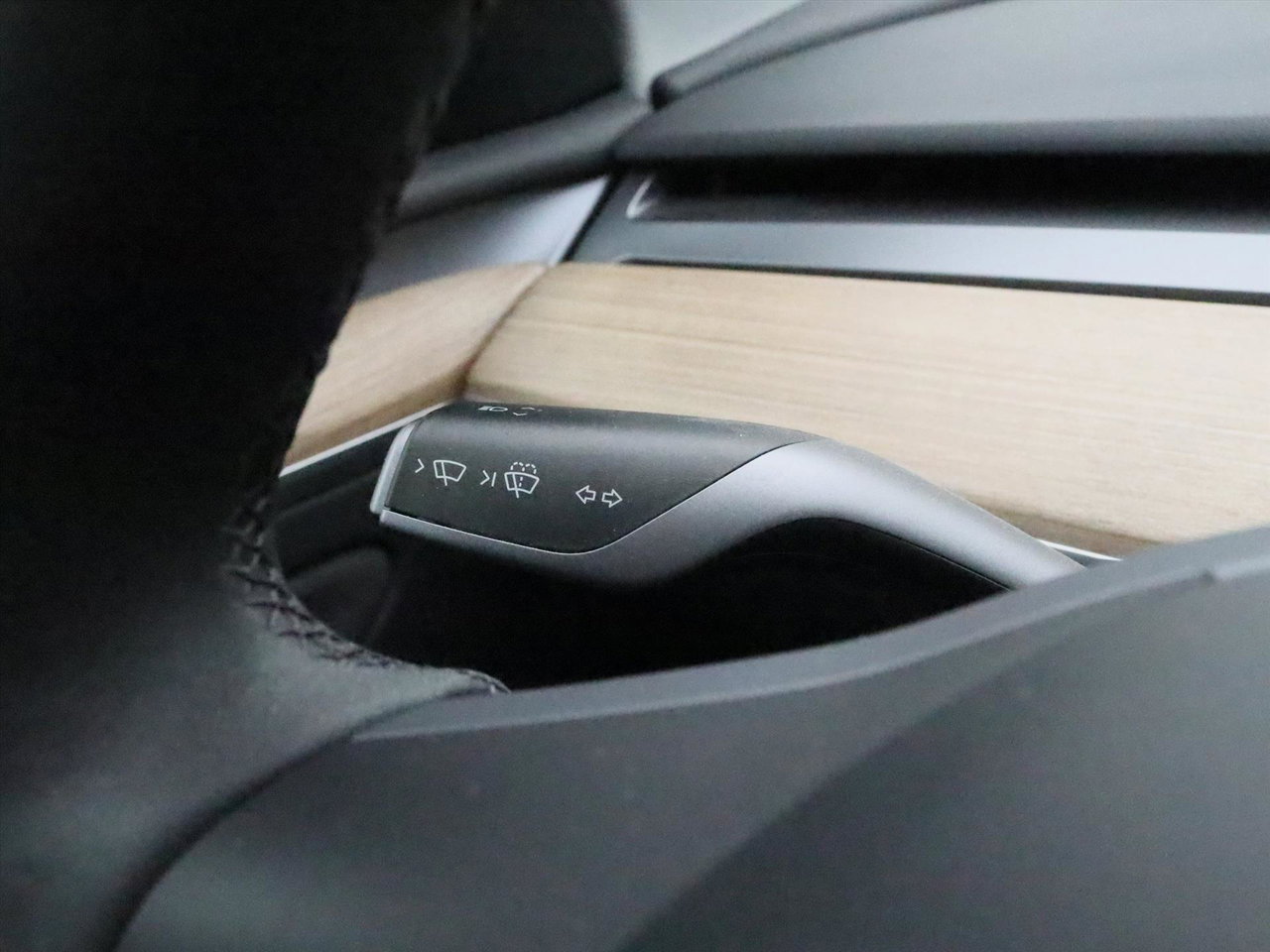 Tesla Model Y Long Range AWD 75kWh 351pk 94.4% SoH [ TREKHAAK+AMD RYZEN+AUTOPILOT+19 INCH+PREMIUM AUDIO ] 24