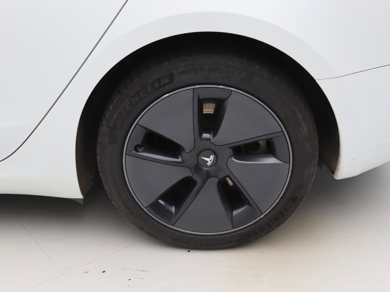 Tesla Model 3 Standard RWD Plus UPGRADE 94.7% SoH [ LFP-ACCU+WARMTEPOMP+AUTOPILOT+60 kWh ] 23