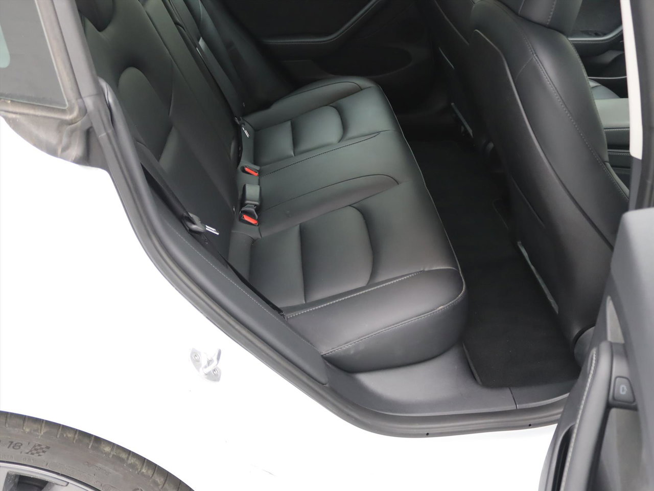 Tesla Model 3 Standard RWD Plus UPGRADE 94.7% SoH [ LFP-ACCU+WARMTEPOMP+AUTOPILOT+60 kWh ] 16