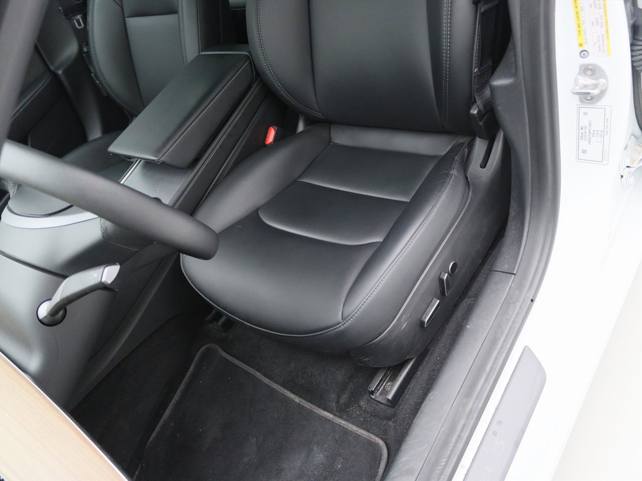 Tesla Model 3 Standard RWD Plus UPGRADE 94.7% SoH [ LFP-ACCU+WARMTEPOMP+AUTOPILOT+60 kWh ] 26
