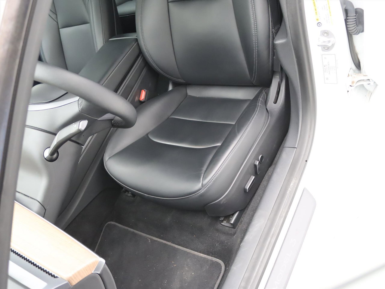 Tesla Model 3 Standard RWD Plus UPGRADE 95.9% SoH [ LFP-ACCU+WARMTEPOMP+AUTOPILOT+60 kWh ] 19