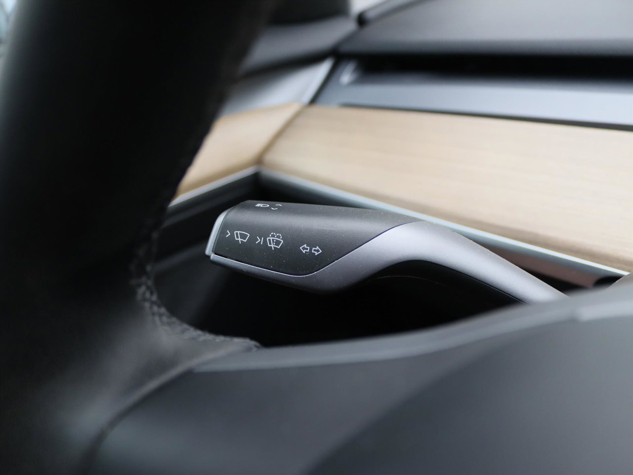 Tesla Model 3 Standard RWD Plus UPGRADE 94.8% SoH [ LFP-ACCU+WARMTEPOMP+AUTOPILOT+60 kWh ] 24