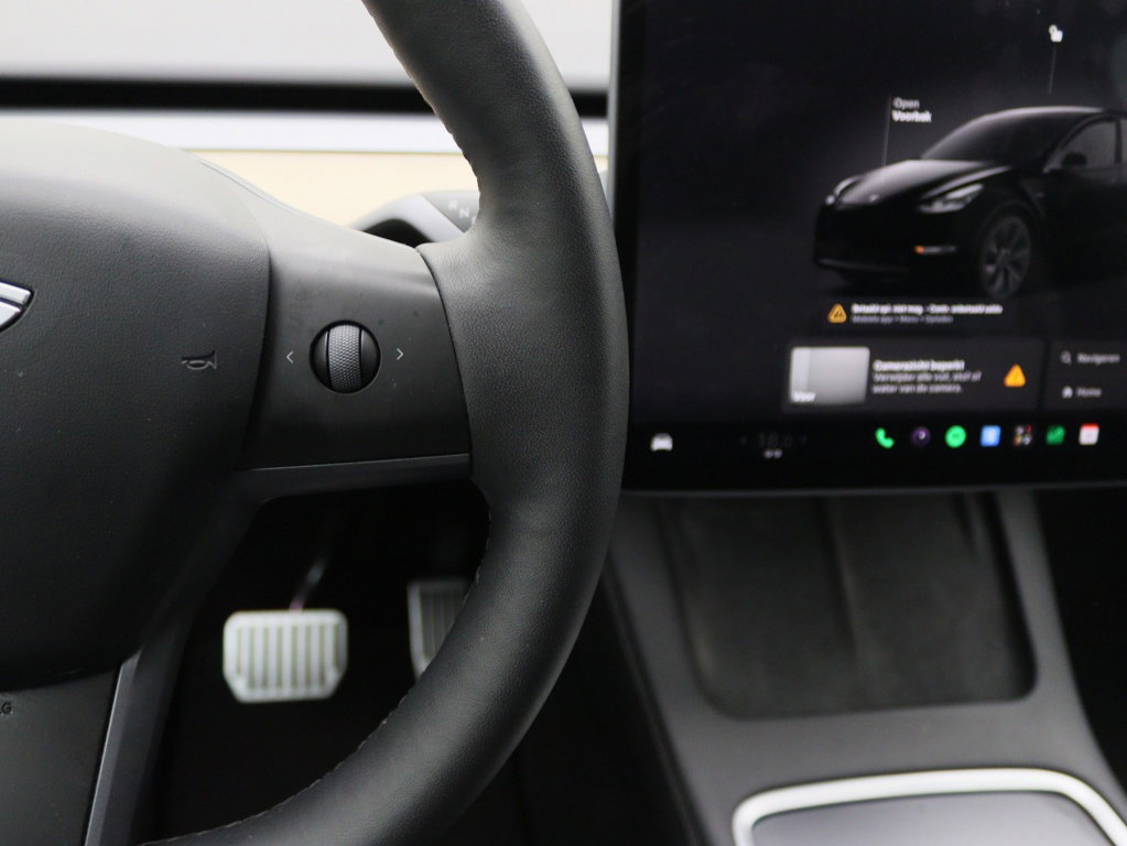 Tesla Model Y 27
