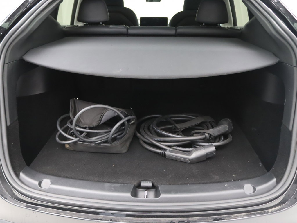 Tesla Model Y 22