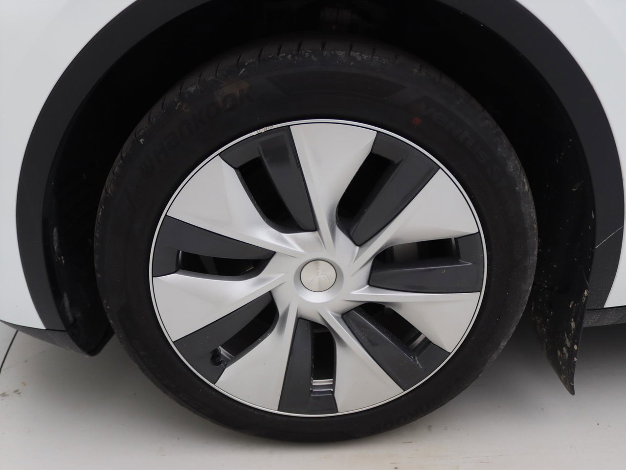 Tesla Model Y Standard RWD Plus 94.1% SoH [ AMD RYZEN+AUTOPILOT+19 INCH+PREMIUM AUDIO ] 17