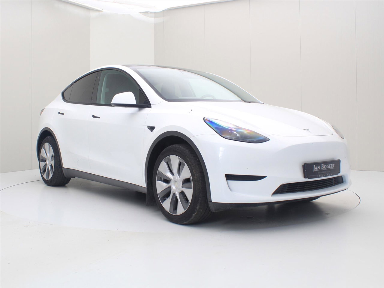 Tesla Model Y Standard RWD Plus 94.1% SoH [ AMD RYZEN+AUTOPILOT+19 INCH+PREMIUM AUDIO ] 6