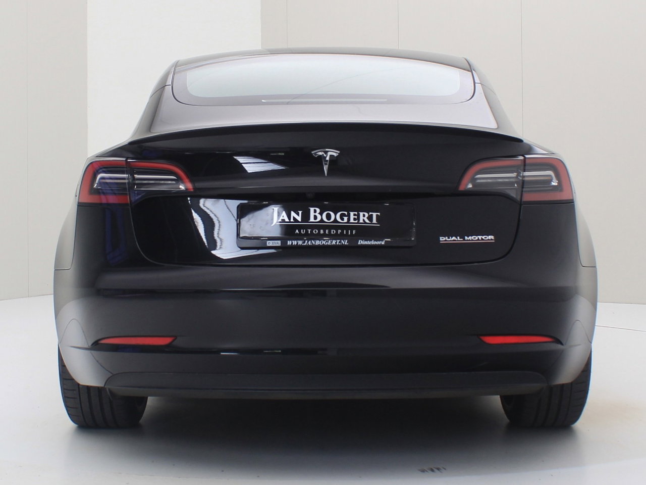 Tesla Model 3 Performance AWD 534pk 75 kWh 93,5% SoH [ AMD RYZEN+AUTOPILOT+20 INCH+PREMIUM AUDIO ] 8