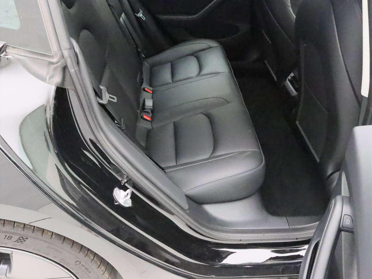 Tesla Model 3 Standard RWD Plus UPGRADE 93.5% SoH [ AMD RYZEN+LFP-ACCU+WARMTEPOMP+AUTOPILOT+60 kWh ] 17