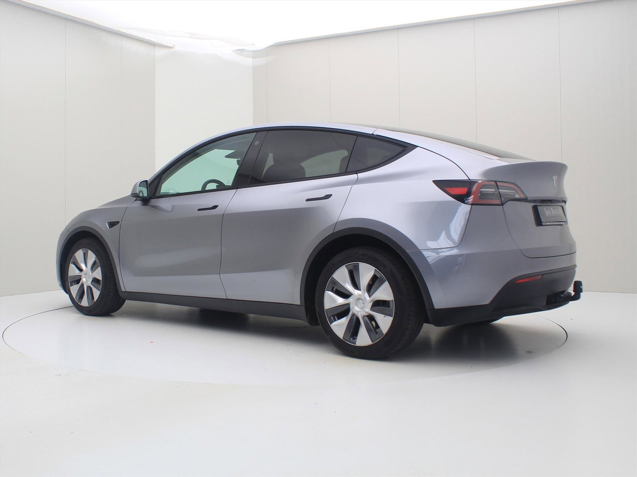 Tesla Model Y Long Range AWD 351pk 96,6% SoH [ QUICKSILVER+TREKHAAK+AMD RYZEN+ENHANCED AUTOPILOT+PREMIUM AUDIO ] 4