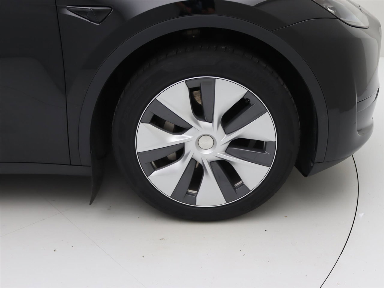 Tesla Model Y Standard RWD Plus 94.6% SoH [ AMD RYZEN+AUTOPILOT+19 INCH+PREMIUM AUDIO ] 12