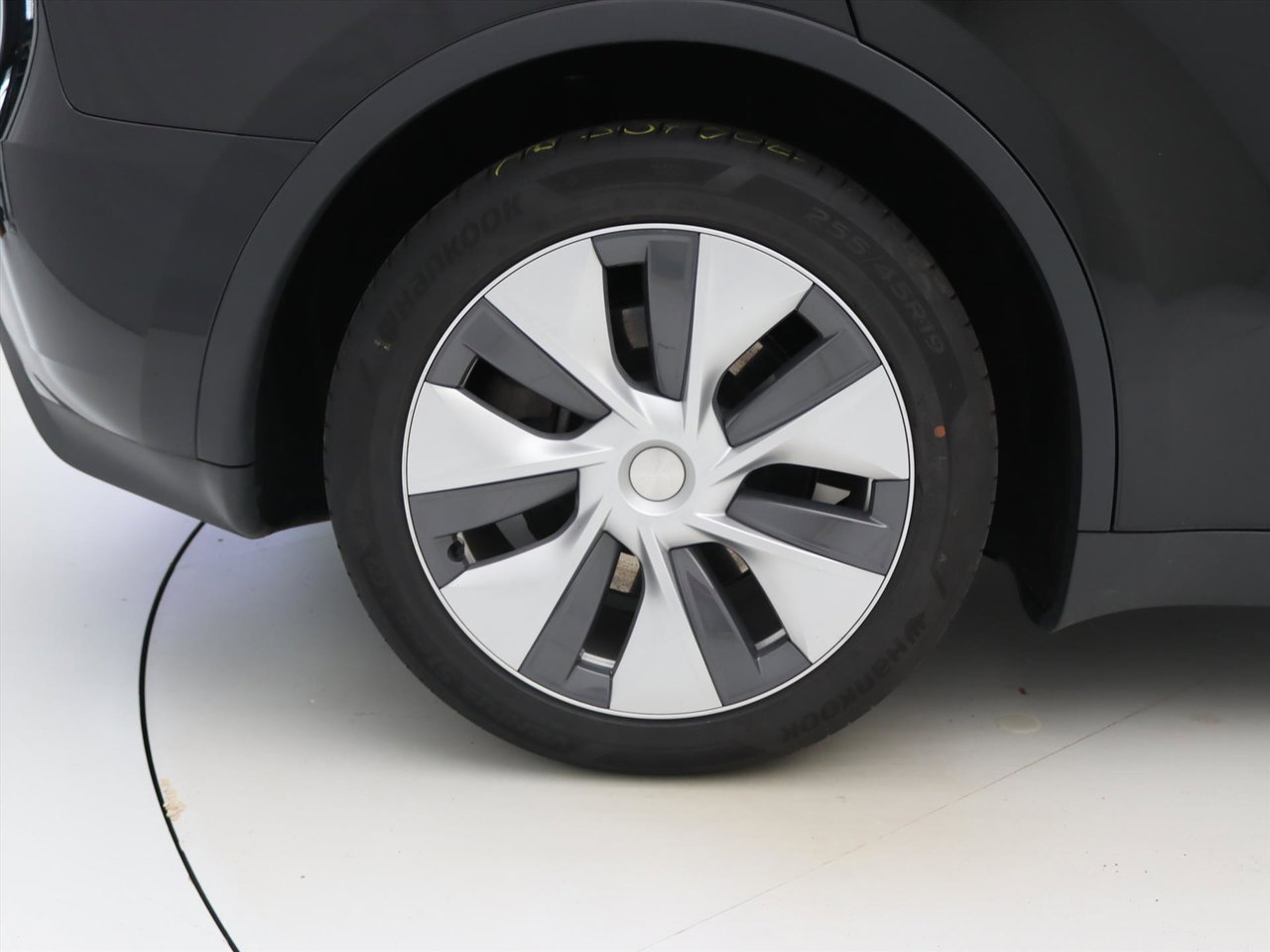 Tesla Model Y Standard RWD Plus 94.6% SoH [ AMD RYZEN+AUTOPILOT+19 INCH+PREMIUM AUDIO ] 11