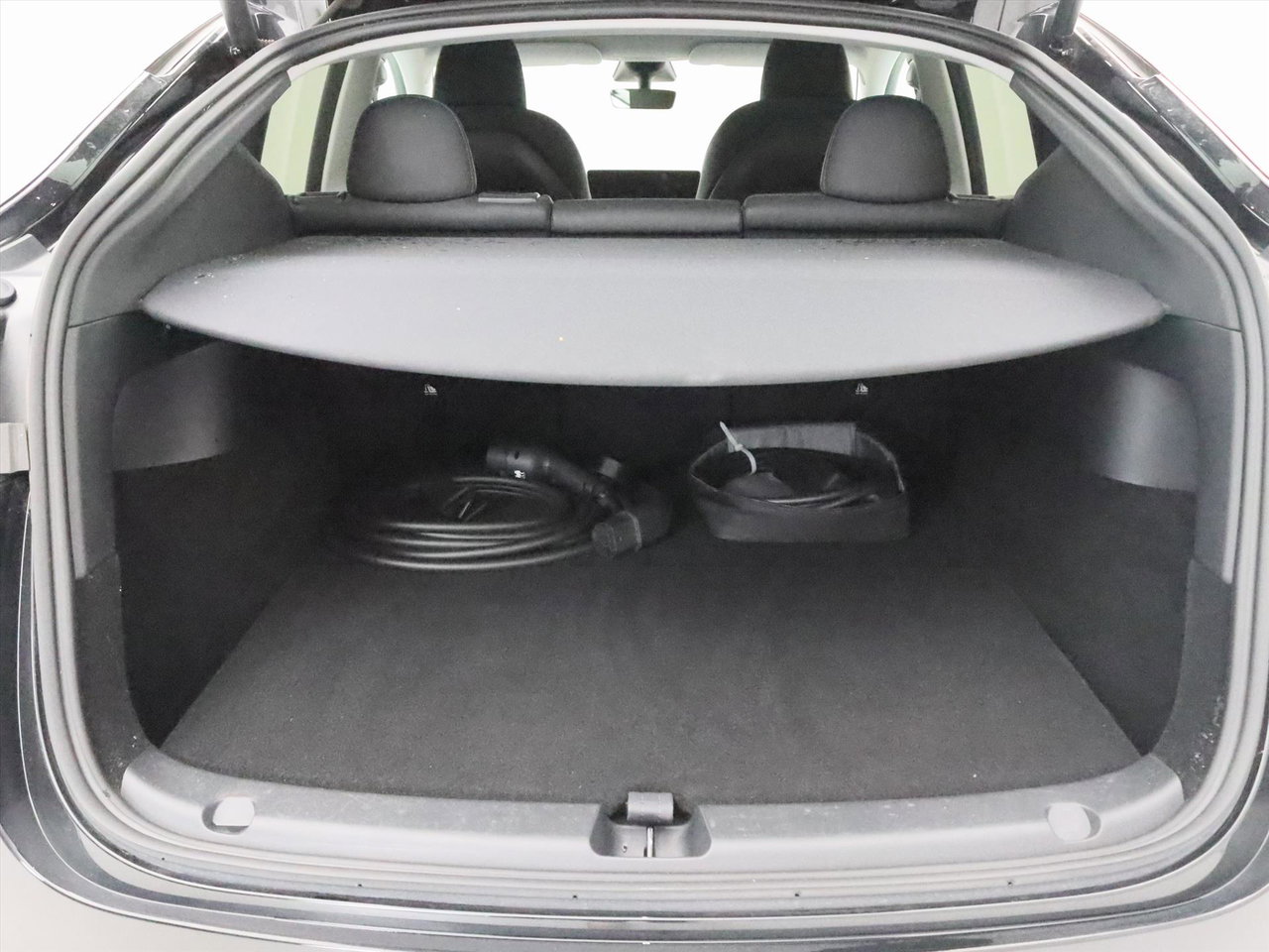 Tesla Model Y Standard RWD Plus 94.6% SoH [ AMD RYZEN+AUTOPILOT+19 INCH+PREMIUM AUDIO ] 26
