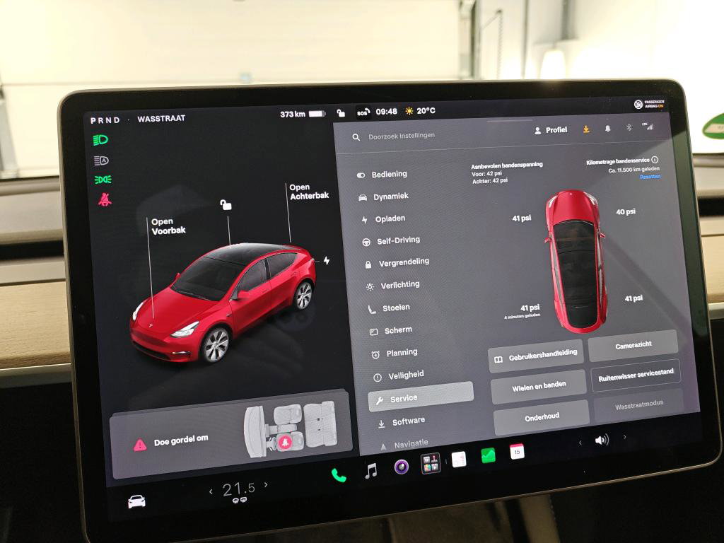 Tesla Model Y Long Range 351pk AWD 90,2 SoH [ TREKHAAK+AUTOPILOT+19 INCH+PREMIUM AUDIO ] 23