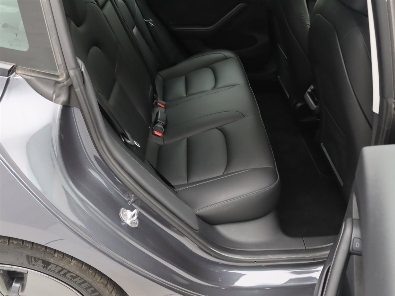 Tesla Model 3 Long-Range AWD 351pk 75 kWh UPGRADE 94% SoH [ TREKHAAK+WARMTEPOMP+AUTOPILOT ] 17
