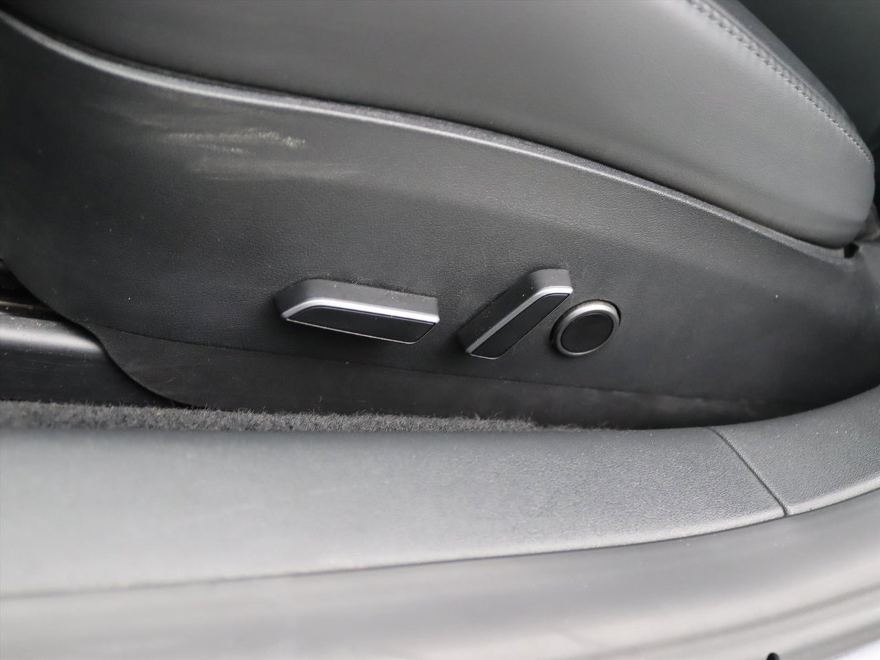 Tesla Model 3 Long-Range AWD 351pk 75 kWh UPGRADE 94% SoH [ TREKHAAK+WARMTEPOMP+AUTOPILOT ] 26