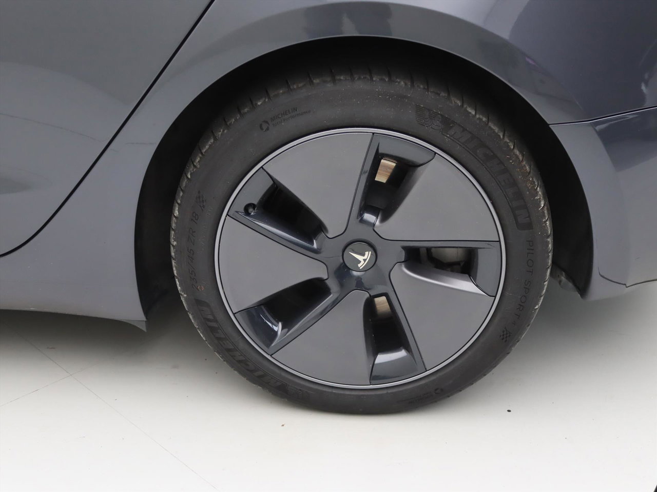 Tesla Model 3 Long-Range AWD 351pk 75 kWh UPGRADE 94% SoH [ TREKHAAK+WARMTEPOMP+AUTOPILOT ] 24