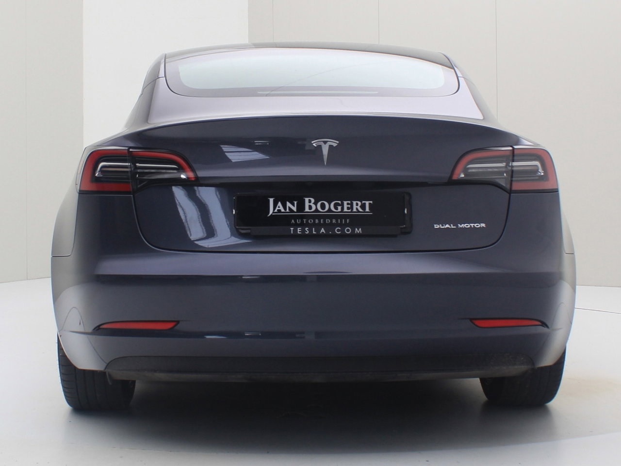 Tesla Model 3 Long-Range AWD 351pk 75 kWh UPGRADE 94% SoH [ TREKHAAK+WARMTEPOMP+AUTOPILOT ] 7