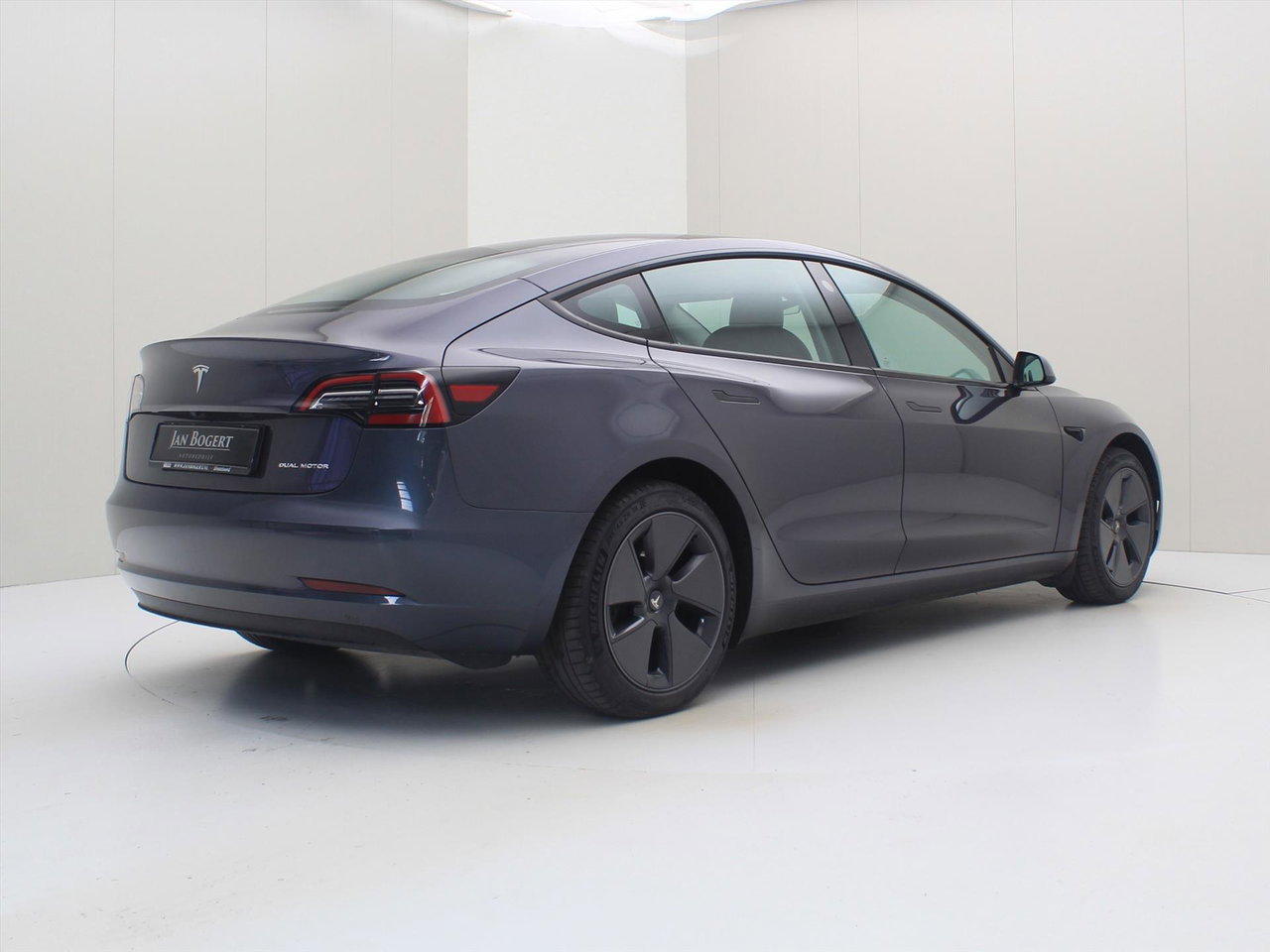 Tesla Model 3 Long-Range AWD 351pk 75 kWh UPGRADE 94.2% SoH [ AMD RYZEN+WARMTEPOMP+AUTOPILOT ] 3