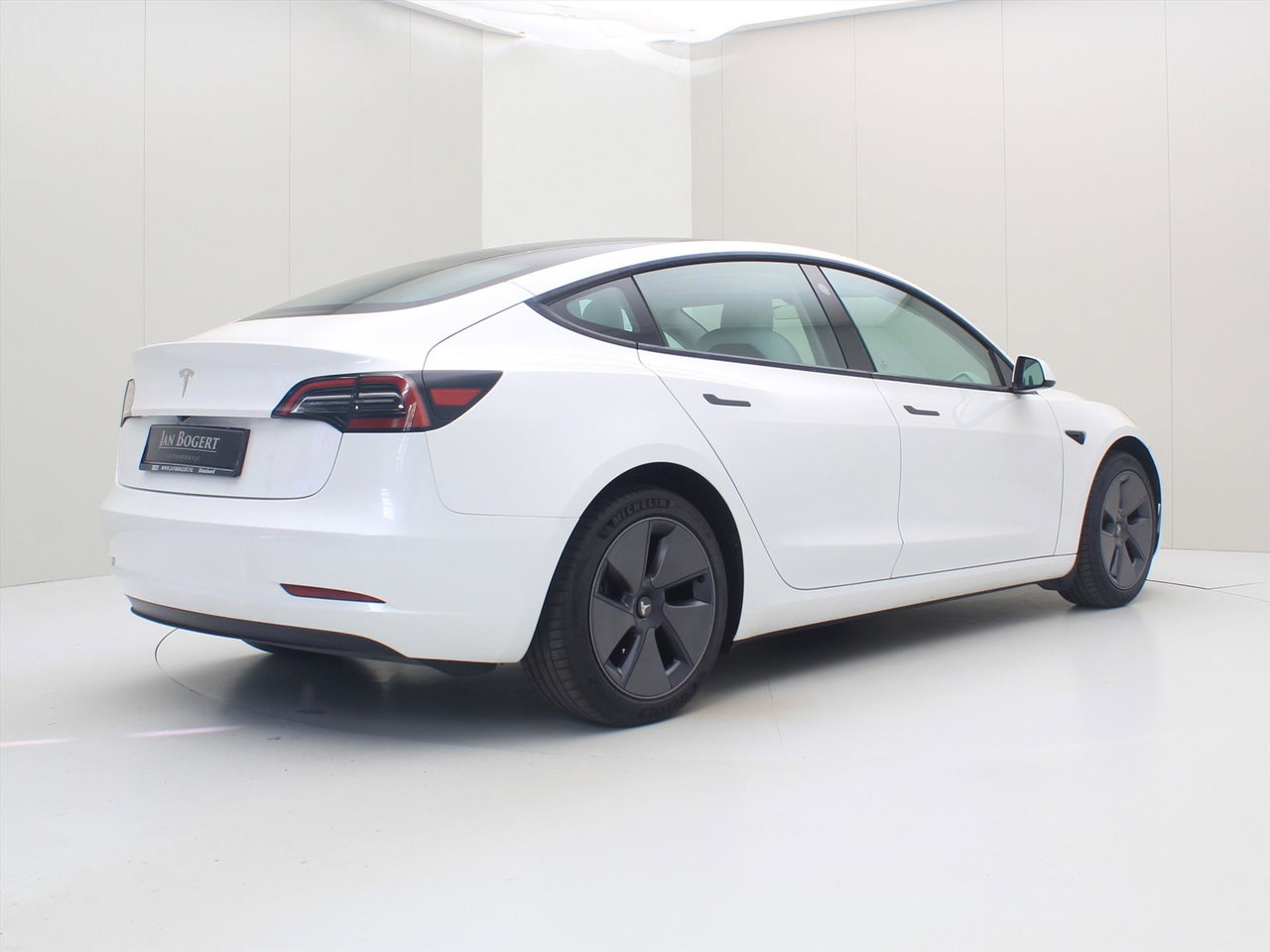 Tesla Model 3 Standard RWD Plus UPGRADE 94.6% SoH [ RYZEN+WIT LEDER+ENHANCED AUTOPILOT+WARMTEPOMP+LFP-ACCU ] 2