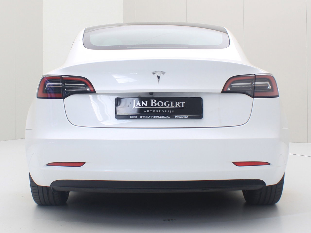 Tesla Model 3 Standard RWD Plus UPGRADE 94.6% SoH [ RYZEN+WIT LEDER+ENHANCED AUTOPILOT+WARMTEPOMP+LFP-ACCU ] 6