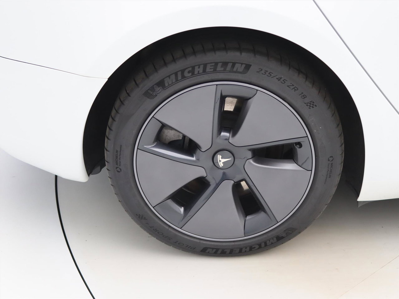 Tesla Model 3 Standard RWD Plus UPGRADE 94.6% SoH [ RYZEN+WIT LEDER+ENHANCED AUTOPILOT+WARMTEPOMP+LFP-ACCU ] 11