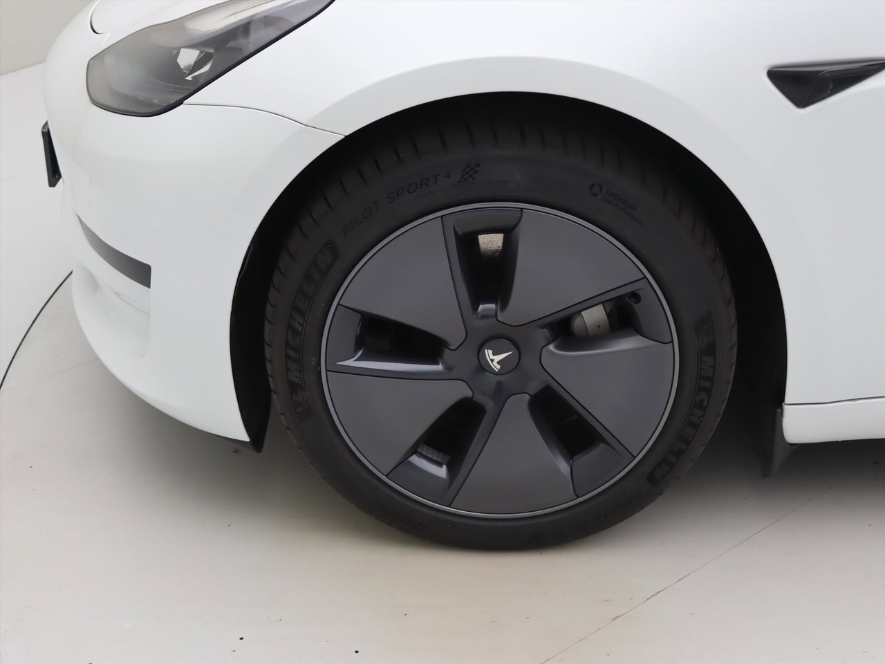 Tesla Model 3 Standard RWD Plus UPGRADE 94.6% SoH [ RYZEN+WIT LEDER+ENHANCED AUTOPILOT+WARMTEPOMP+LFP-ACCU ] 13
