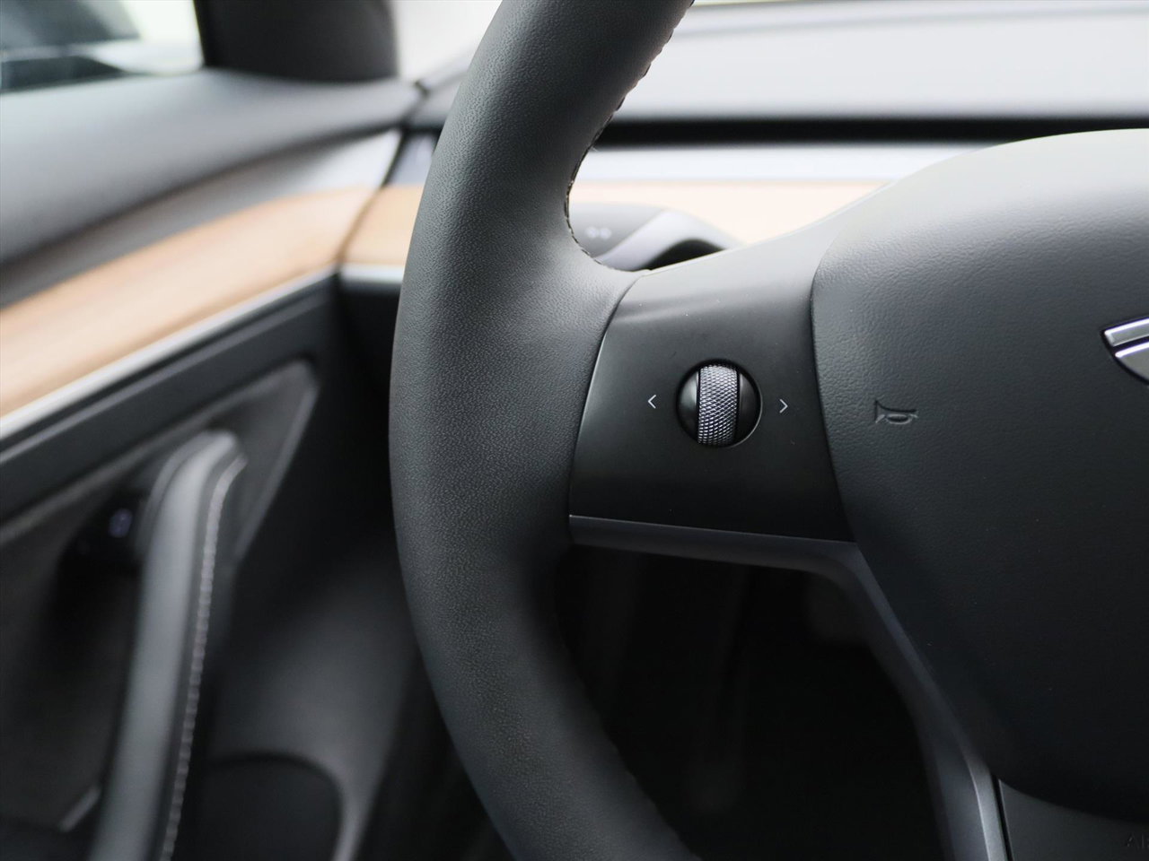 Tesla Model 3 Standard RWD Plus UPGRADE 93% SoH [ AMD RYZEN+LFP-ACCU+WARMTEPOMP+AUTOPILOT+60 kWh ] 30