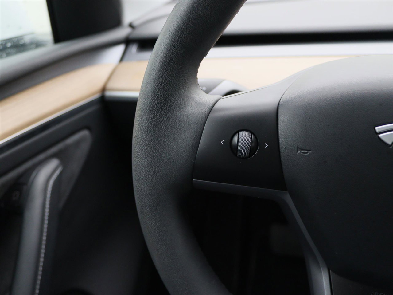 Tesla Model Y Long Range RWD 75kWh 299pk 95% SoH [ AMD RYZEN+AUTOPILOT+19 INCH+600KM WLTP ] 28